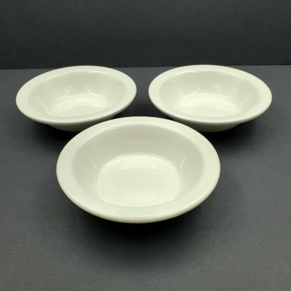 Ultima by Crisa Restaurantware Cream Colored Small Bowls